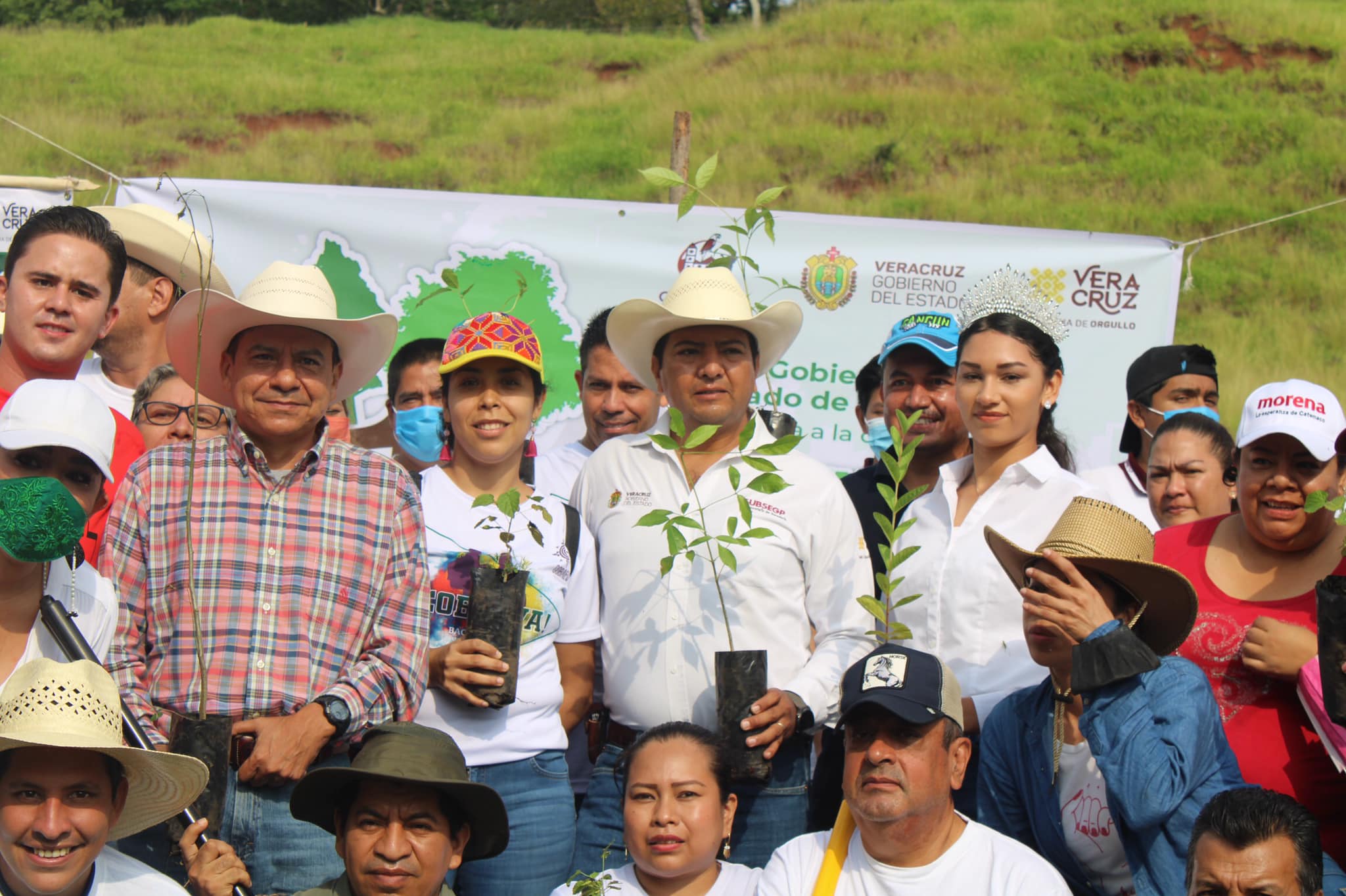 El Presidente Municipal Lic. Juan José Rosario Morales asistió a la jornada de reforestación “Fabriquemos Agua Reforestando”