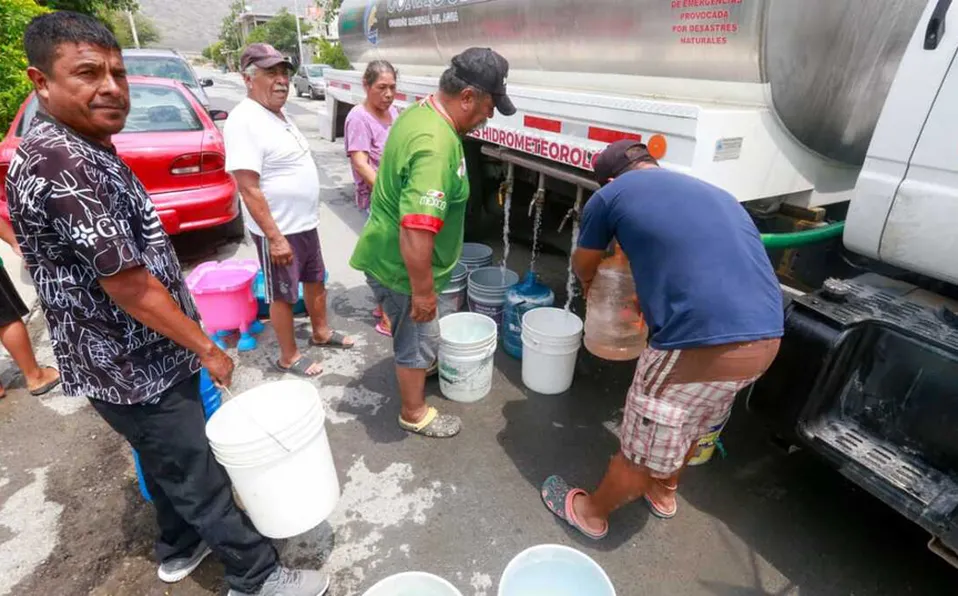 Ola de calor en Nuevo León eleva demanda de agua; se rompe récord de colonias afectadas