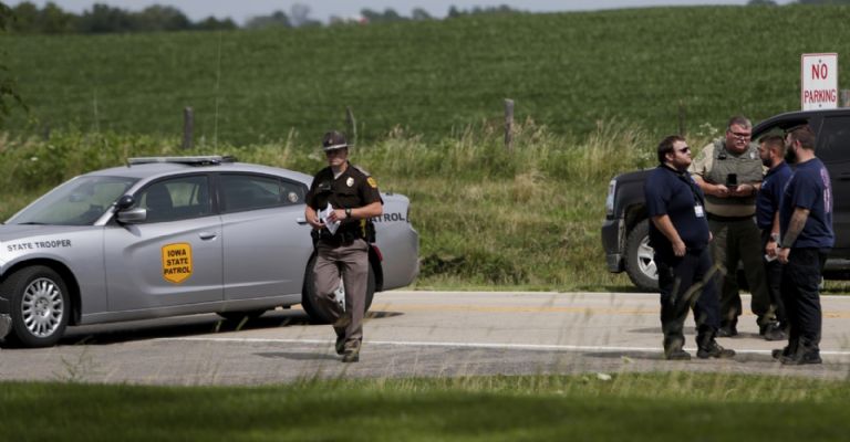 Tiroteo en campamento infantil en Iowa deja cuatro muertos, incluido el atacante de 23 años