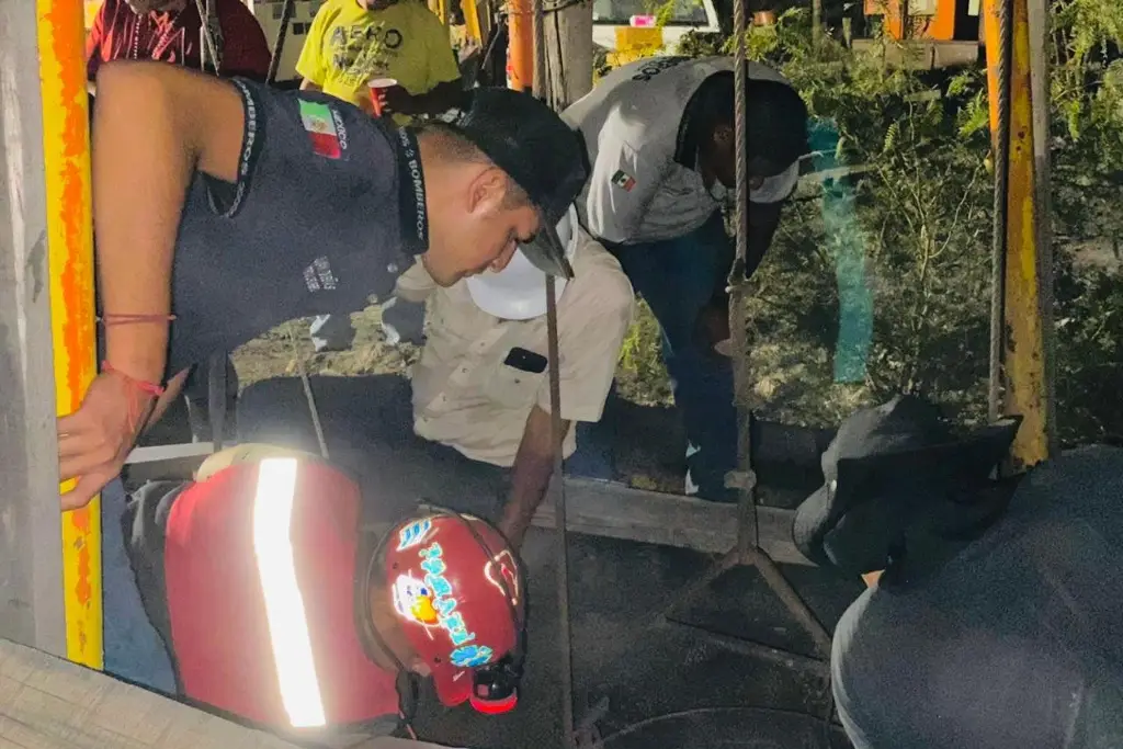 Aumenta el nivel de agua en mina de Coahuila; buscan introducir bombas