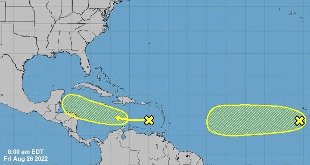 Reportan que nueva onda tropical avanza con lluvias y tormentas eléctricas