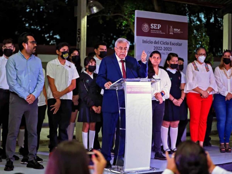 En enlace con el presidente López Obrador, Rocha Moya, da bienvenida al nuevo ciclo escolar