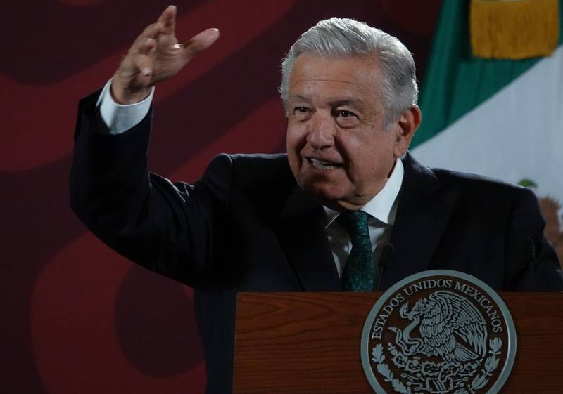 AMLO se queja de alertas de viaje de EU: ‘¿mandamos nosotros avisos por tiroteos?’