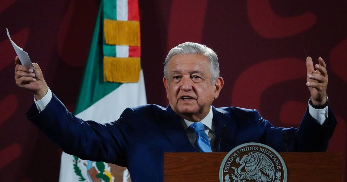 Esto dijo AMLO sobre ‘quemada’ de la ‘Reina del Pacífico’ a Calderón