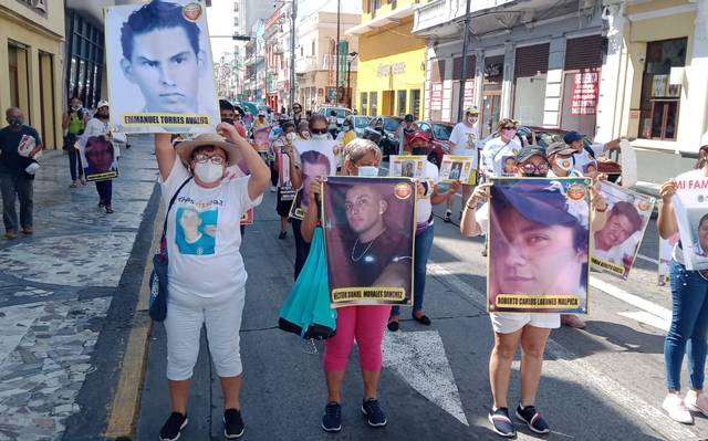 Marchan familiares de desaparecidos en Veracruz; exigen resultados a las autoridades