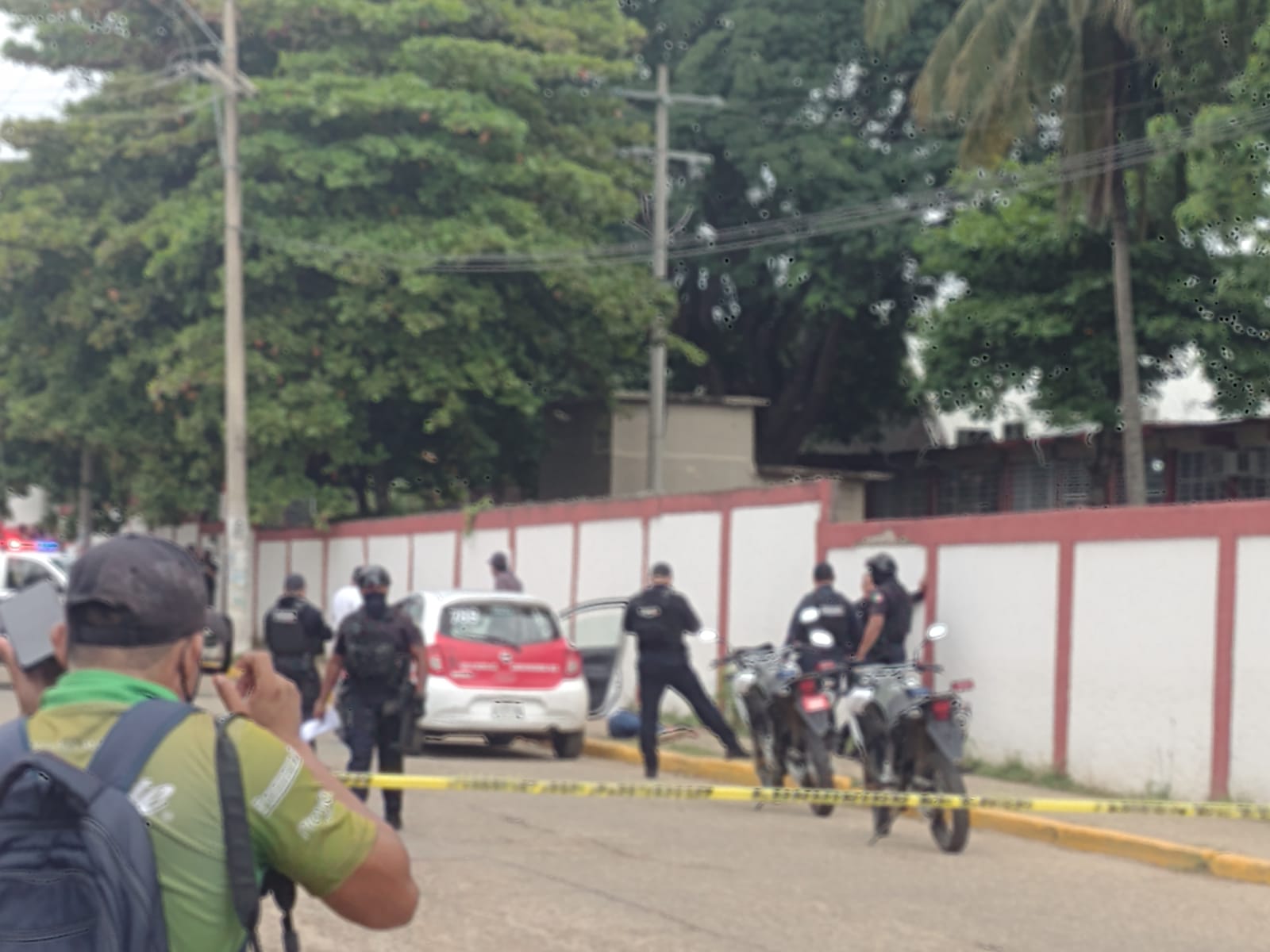 EJECUTAN A TAXISTA DE COSOLEACAQUE FRENTE DEL HOSPITAL