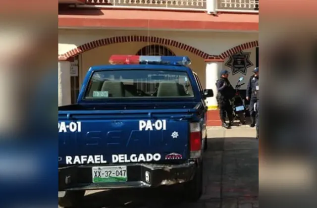 Atacan con más de 30 disparos patrulla en Rafael Delgado