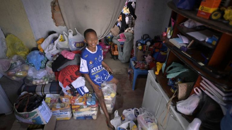 Niño desesperado por el hambre conmociona al llamar a emergencias: “En mi casa no hay de comer”