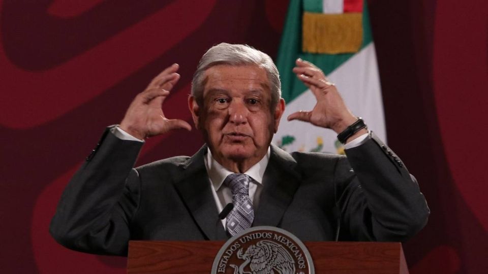 AMLO: «Terminando mi mandato me retiro, pero me siento contento porque hay relevo generacional»