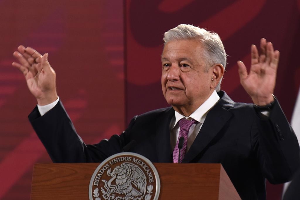 AMLO llama a gobernadores de oposición a decir si las Fuerzas Armadas los ayudan o no