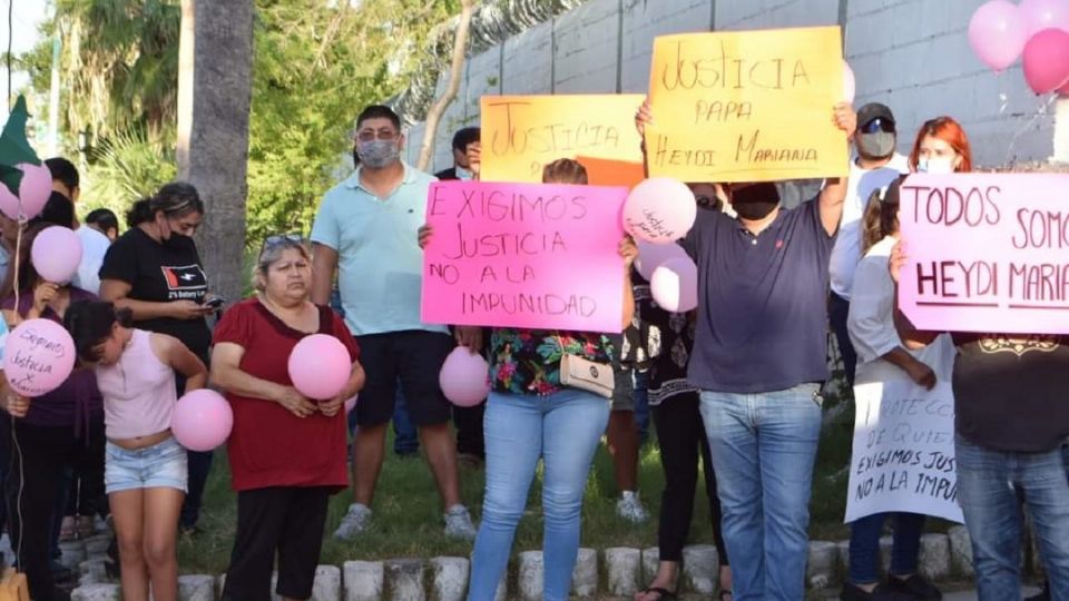 Una niña murió en Tamaulipas al recibir una bala perdida, mientras viajaba con su familia