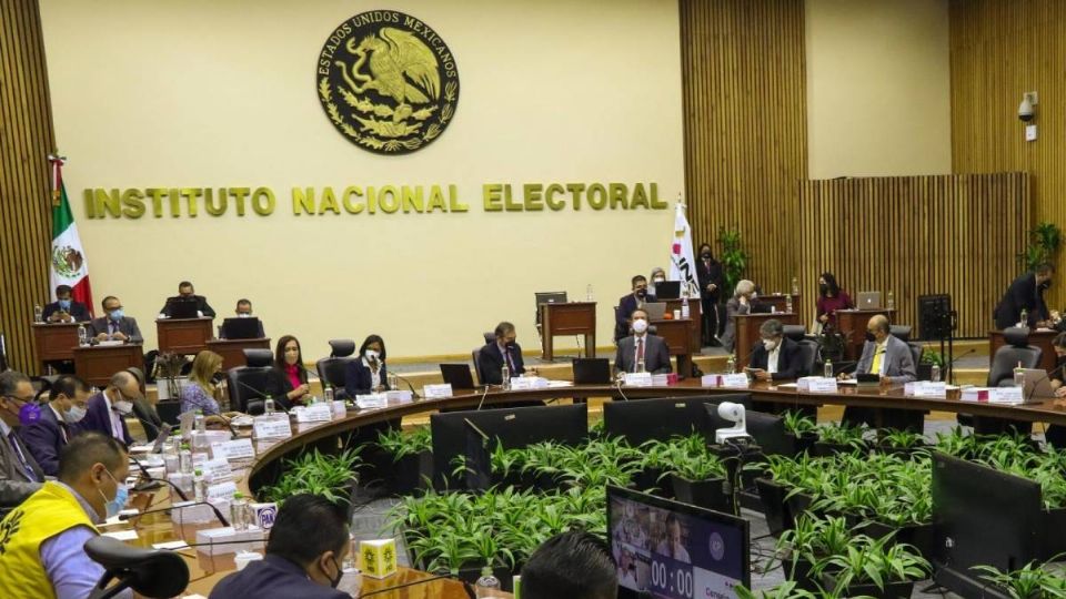 López Obrador arremete contra organismos autónomos por “nuevas políticas públicas”