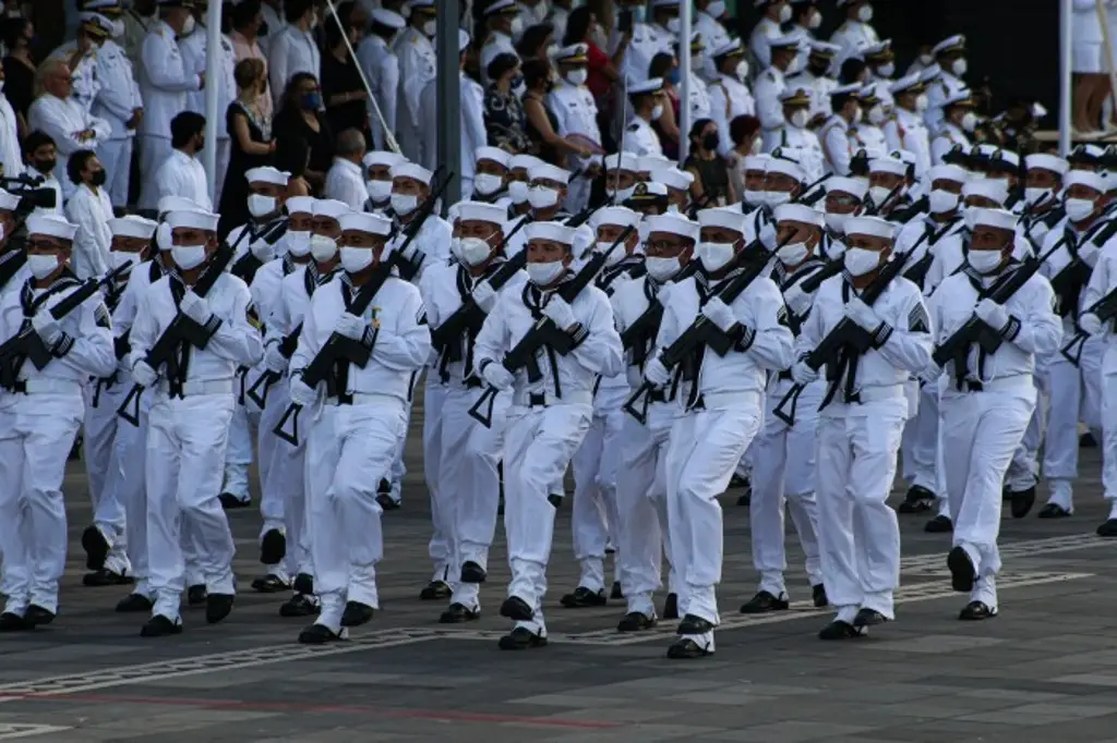 Hoy desfile de la Armada de México en Veracruz ¡No te lo pierdas!