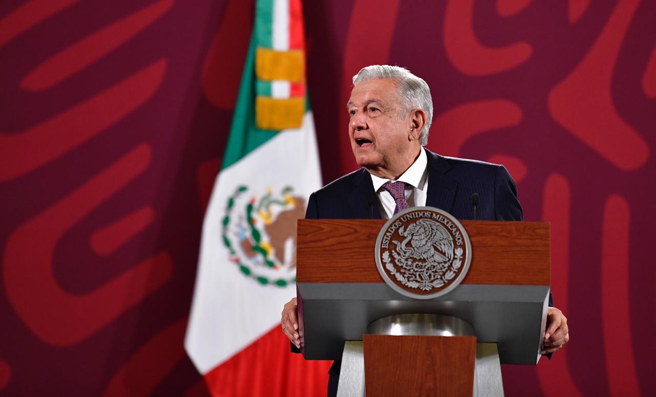 AMLO presume «logro» de Adán Augusto por avalar ampliación de Ejército en las calles