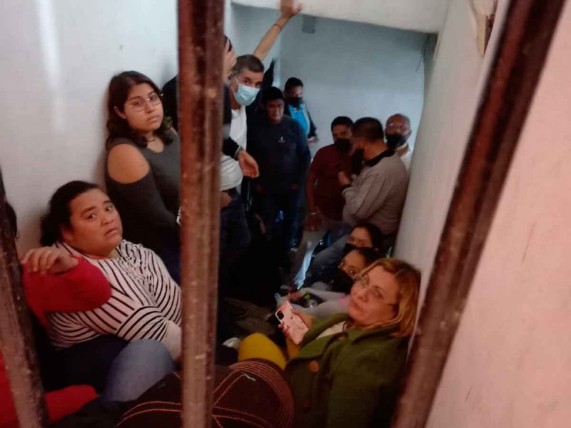 Liberan a 19 profesores en comunidad de Oaxaca; se les negó agua y comida por 24 horas