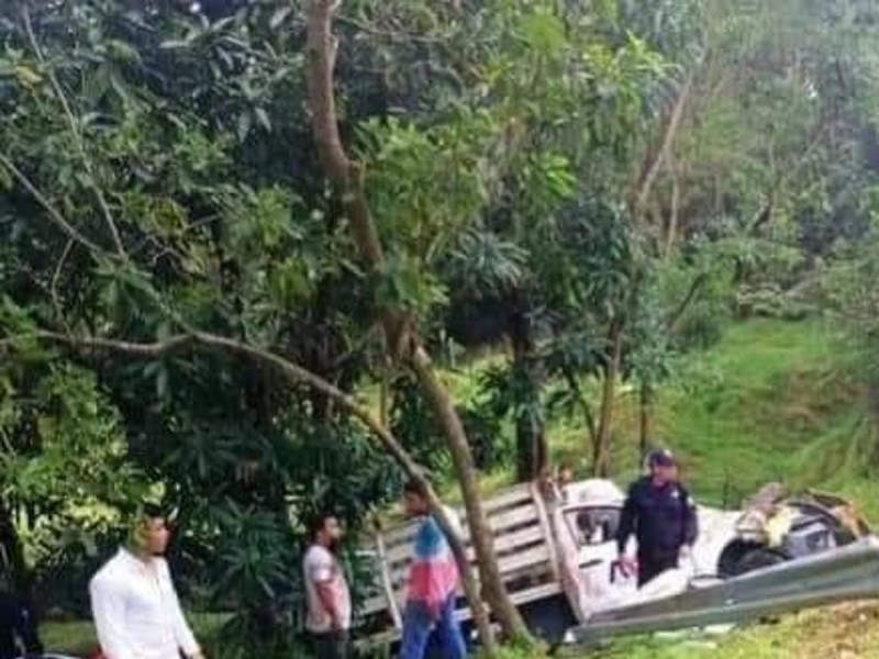 En Chiapas se accidenta camioneta con migrantes venezolanos; habían pedido ‘aventón’