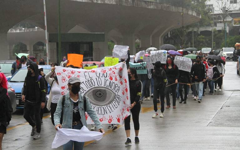 «La educación es un derecho, no un privilegio»; Psicología-UV marcha para ser escuchada