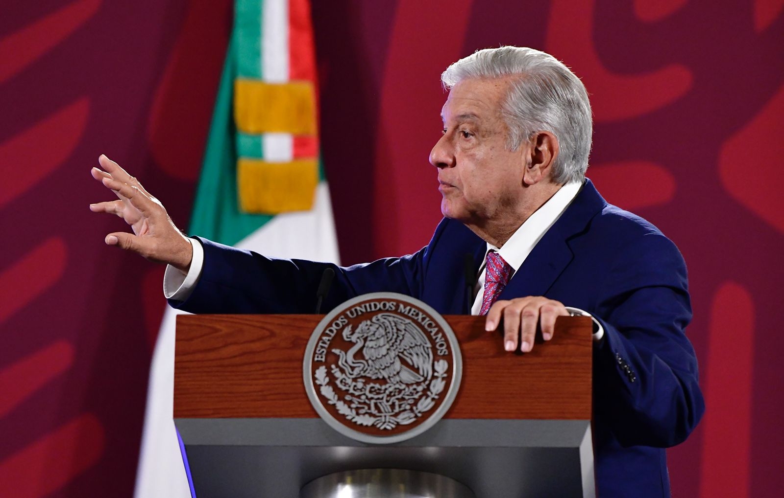 Ayotzinapa: AMLO refuta al GIEI y presume tener «todos los elementos para sostener la investigación»