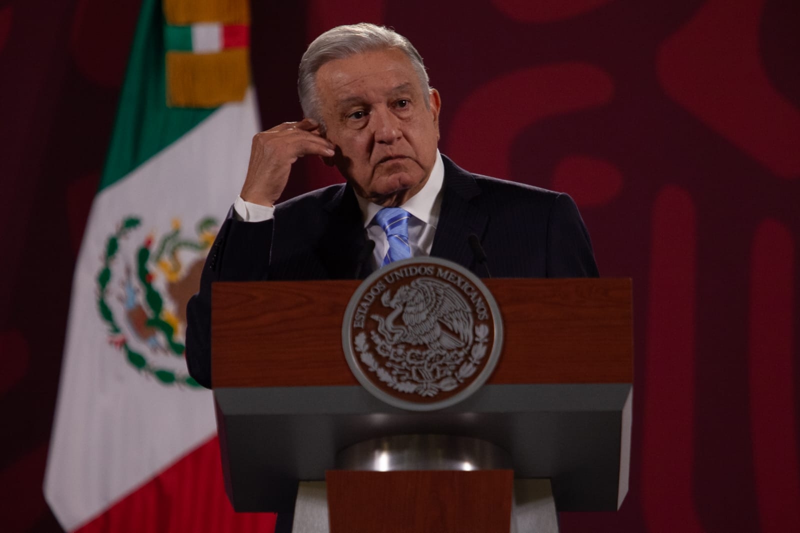 AMLO admite que Conagua entregó concesión a Grupo México en su gobierno: «hice un coraje»