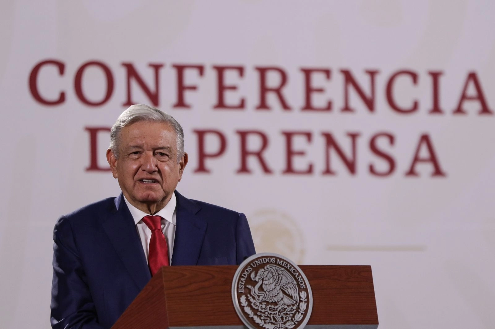 AMLO: La marcha a favor del INE fue un estriptís político del conservadurismo en México