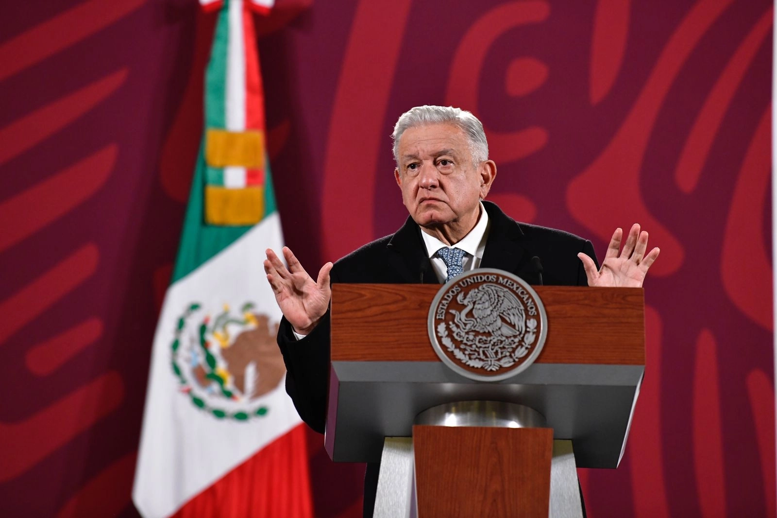 AMLO confirma renuncia de director de Senasica que llevaba 30 años en el cargo: «ya se necesitaba»