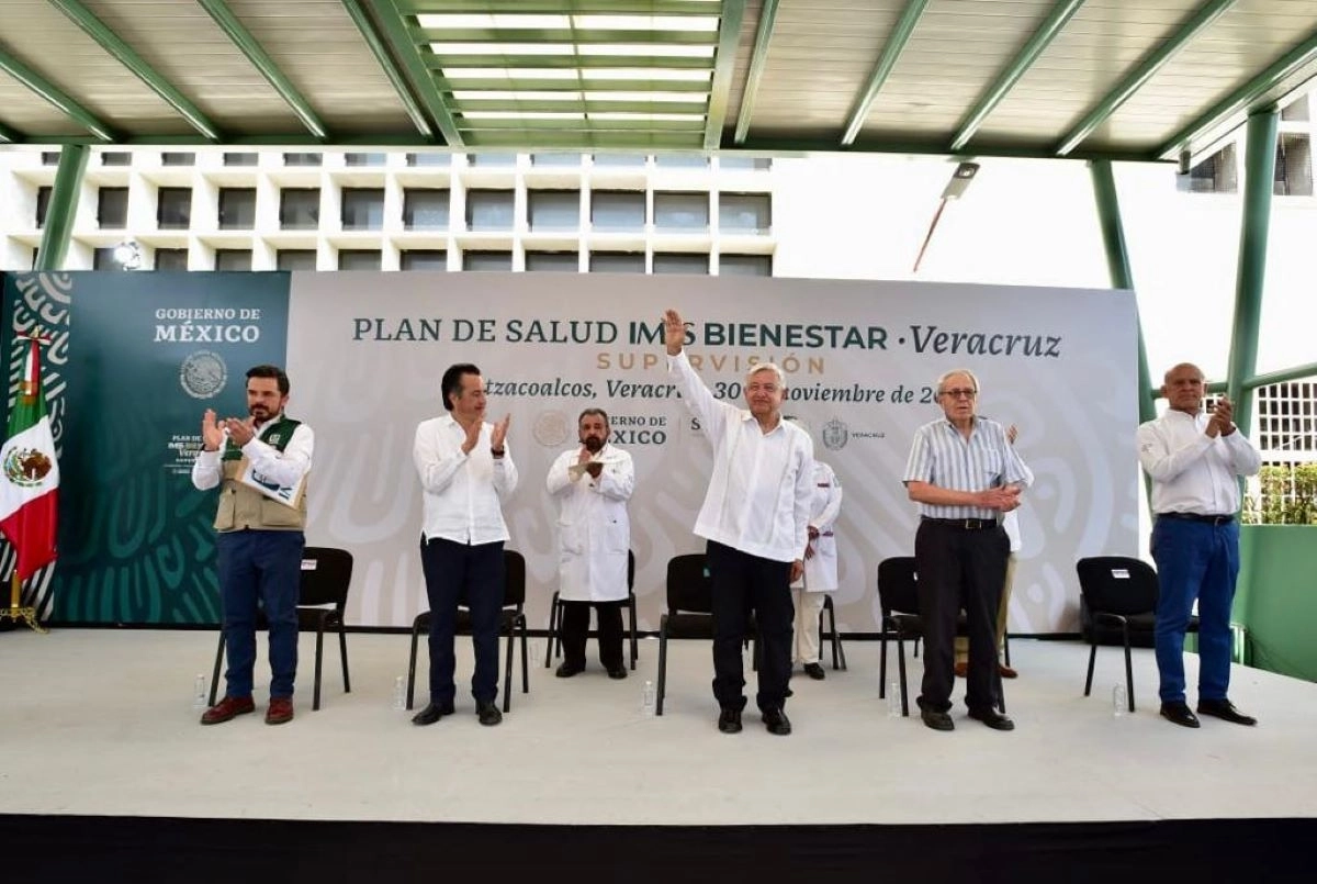 AMLO termina anticipadamente acto de salud en Veracruz para ver el partido del Tri