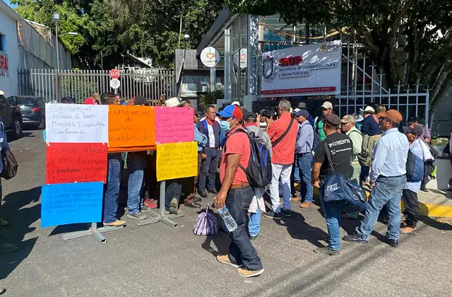 4T presumió obras inconclusas en Chicontepec, acusan indígenas