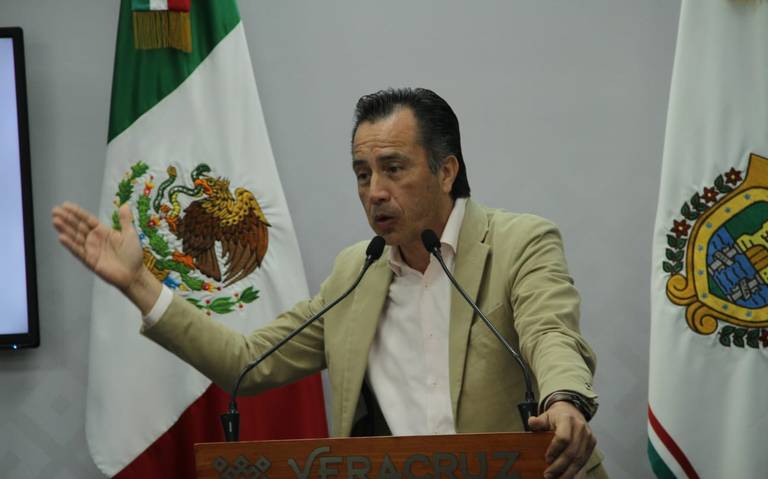 Periodista de la Cuenca del Papaloapan tiene relación con huachicolero: Gobernador