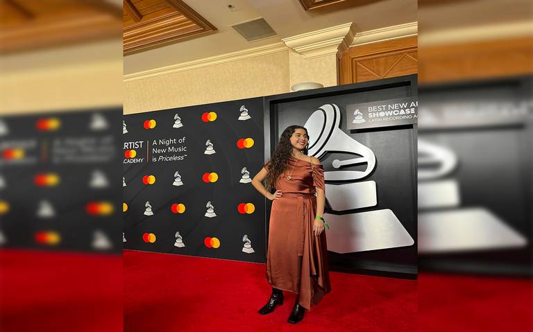 ¡Grammy para la veracruzana Silvana Estrada! Es Mejor Nuevo Artista de Latinoamérica