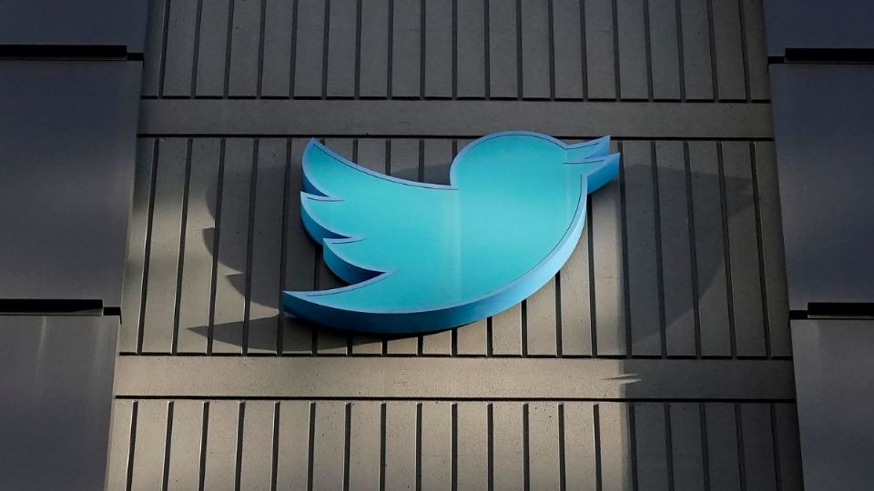 ¡Es oficial! Twitter sí cobrará por la verificación 8 dólares y tendrá otros beneficios