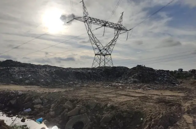 Sin terreno seguro, AMLO da fecha 2023 de cierre en basurero Las Matas