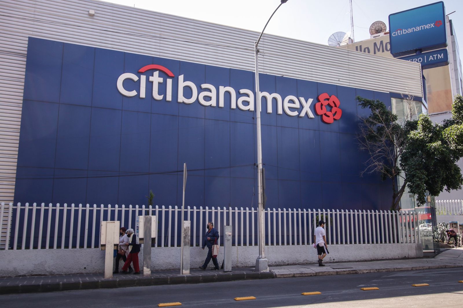 La venta de Banamex se conocerá a principios de 2023: Manuel Romo