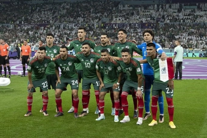 Ebrard llama mediocre a la Selección mexicana: «no nos representa»