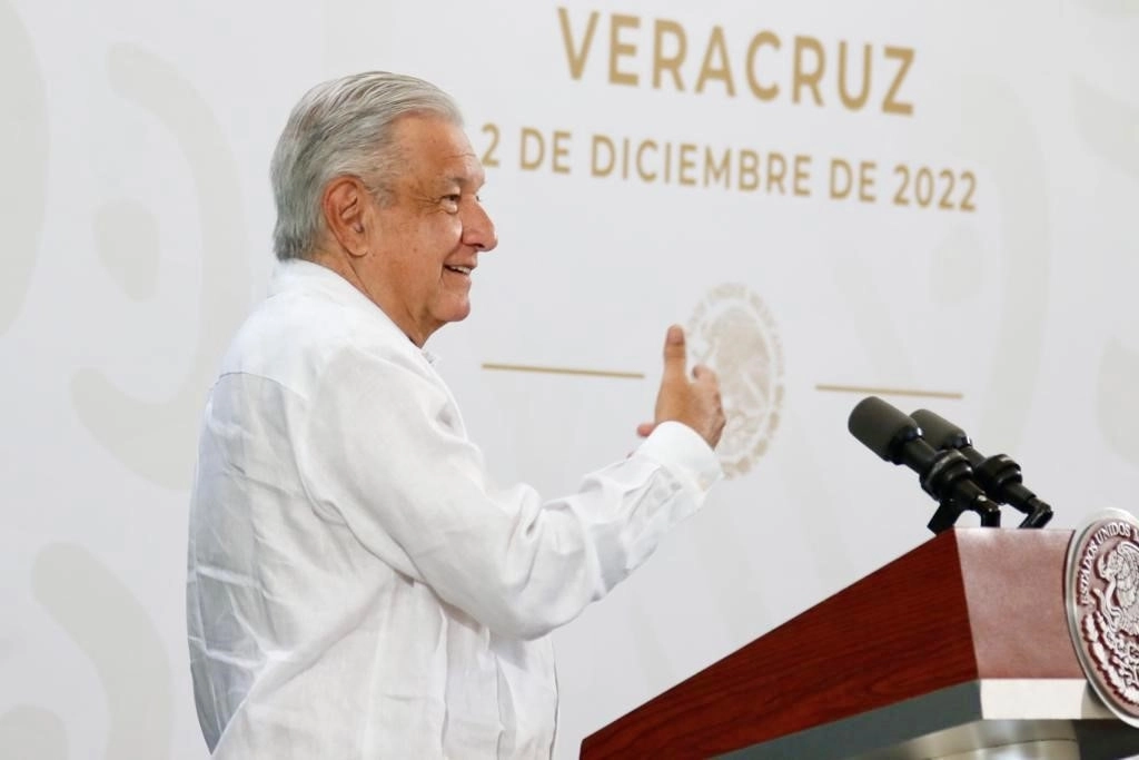 AMLO confirma que relanzará Mexicana; anuncia beneficios para los viajeros