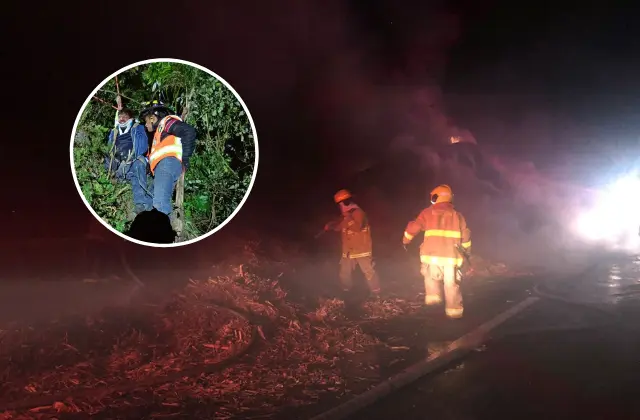 Tras incendio y volcadura, rescatan a chofer que cayó a barranco del Metlac