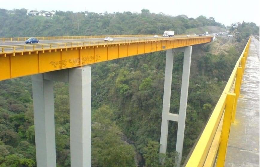 SIOP revisará puente Metlac por temor ciudadano ante posible colapso