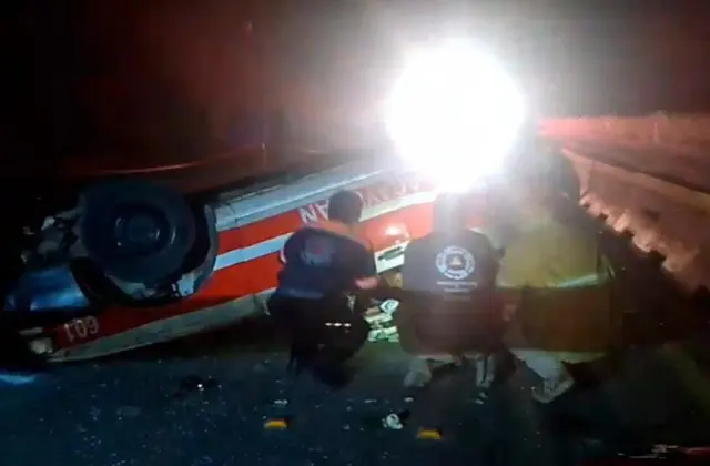 Choque deja una mujer muerta y 3 lesionados en carretera de Acayucan