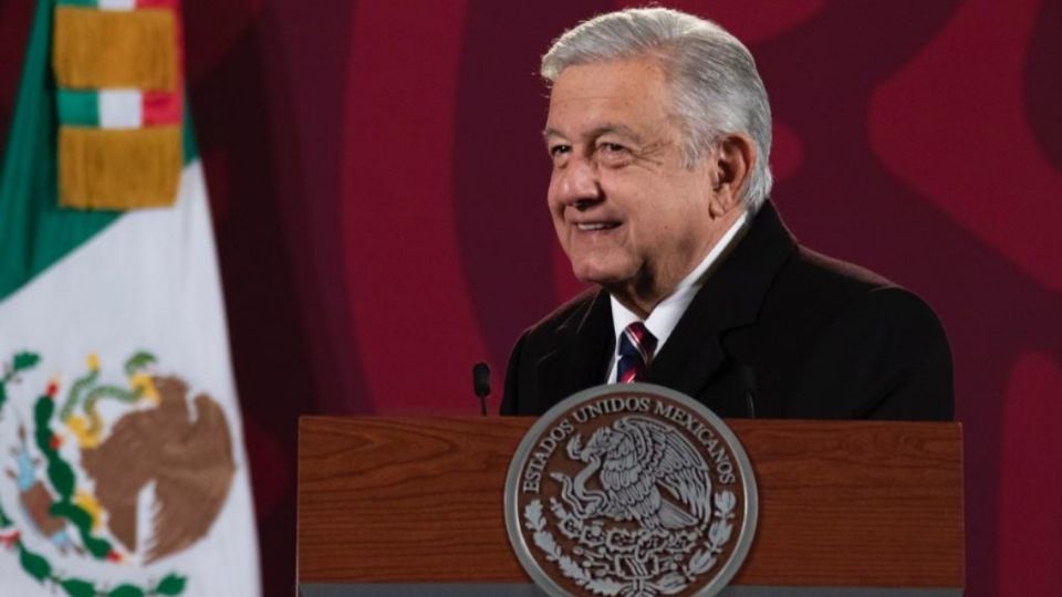 «El final de la odisea»: AMLO ya alista su jubilación con un último libro sobre política