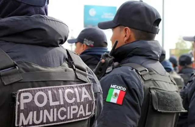 Por crimen de trailero, caen 2 policías de Emiliano Zapata