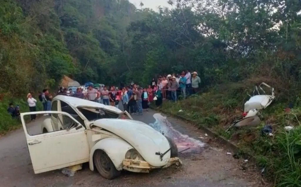 Muere familia con bebé de 9 meses en un accidente en carretera de Veracruz