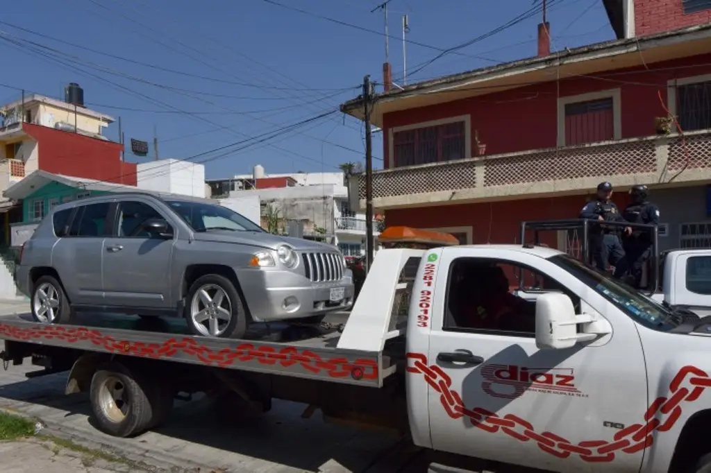 Al corralón, unidades que no cumplieron con canje de placas: Cuitláhuac