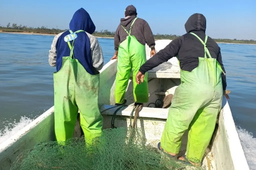 No encuentran al joven pescador que desapareció en mar de Veracruz