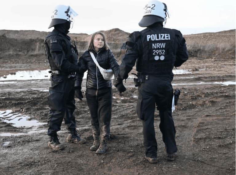 Greta Thunberg responde tras su detención en Alemania: «La protección del clima no es un delito»