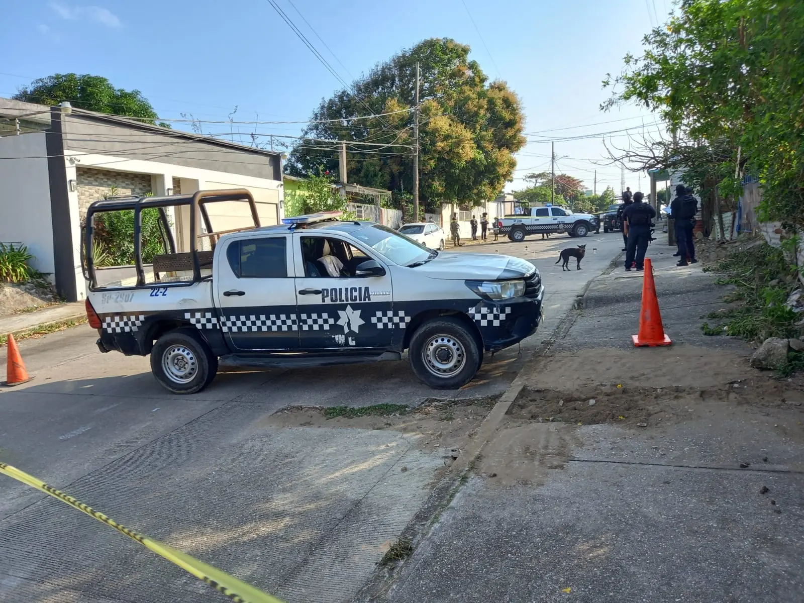 Sujetos rafaguean fachada de una vivienda en Coatzacoalcos