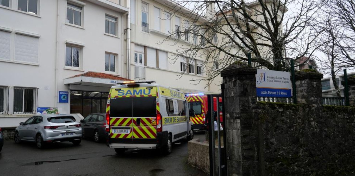 Francia: arrestan a estudiante por asesinar a su maestra