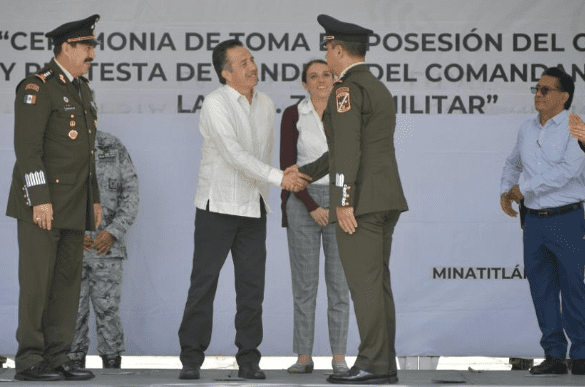 Gobernador da bienvenida a nuevo comandante de la 29 Zona Militar en Minatitlán