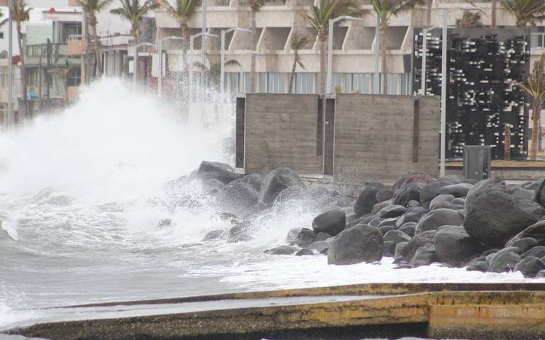 Clima frío y Nortazo por frente frío 33 en Veracruz