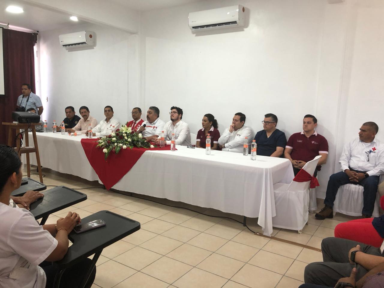 Inaugura cruz roja nueva aula de capacitación en San Andrés Tuxtla