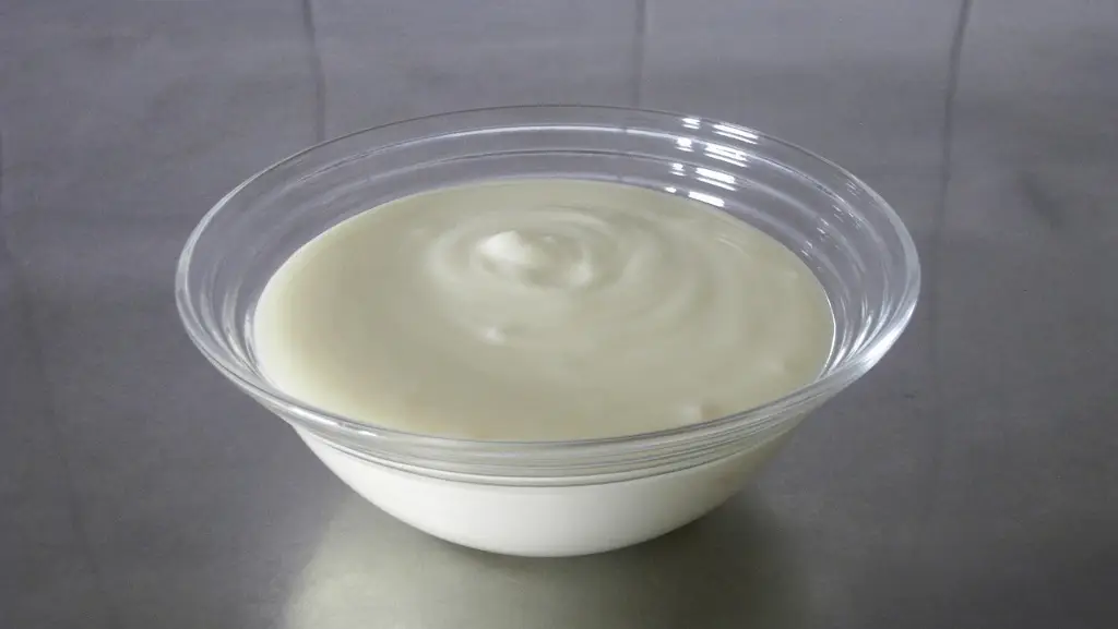 Mueren 2 menores tras consumir yogurt supuestamente contaminado