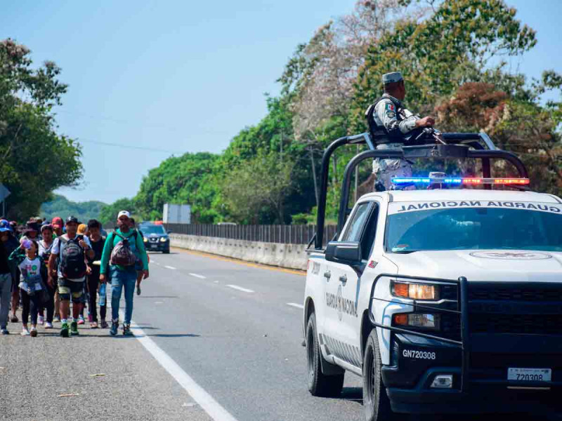 Caen 4 elementos de la Guardia Nacional por traficar con migrantes en Oaxaca